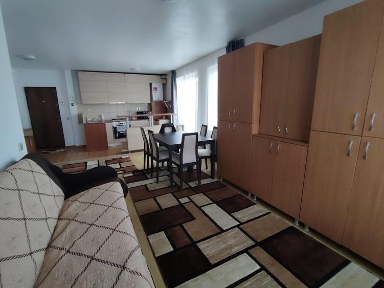 Apartament cu 2 camere semidecomandat în Florești