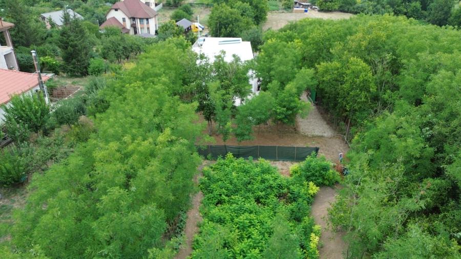 Casă individuală cu 5 camere cu Canalizare în Frumușani
