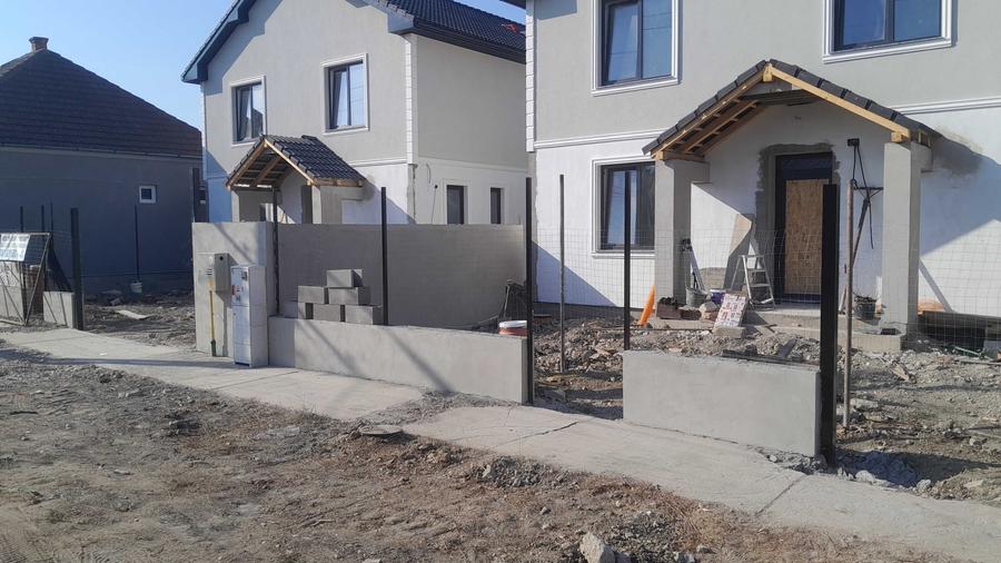 Casă cu 4 camere în Central