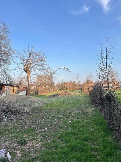 Casă cu Teren 415 Mp în Vadu Pașii