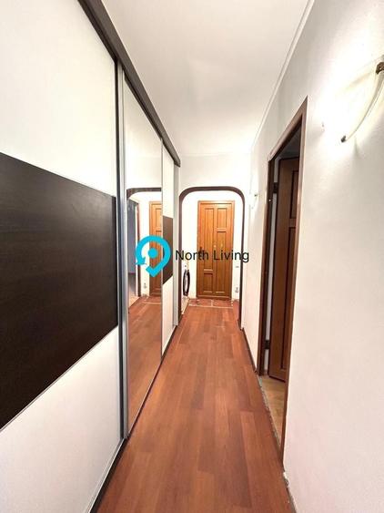 Apartament cu 3 camere semidecomandat, mobilat în Titan