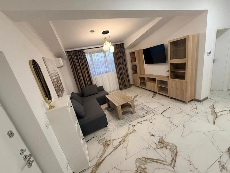 Apartament cu 3 camere decomandat în 6 Vânători