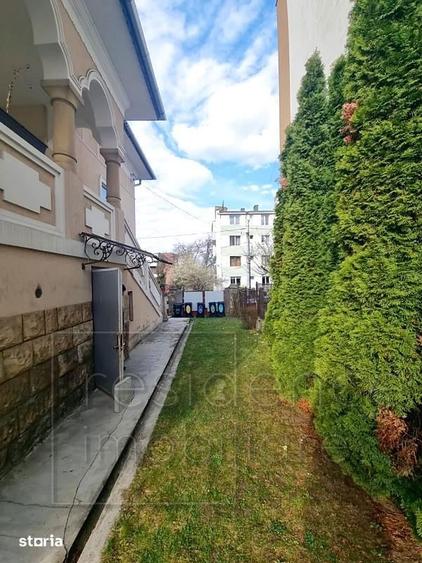 Casă cu 5 camere decomandat cu Teren 867 Mp în Andrei Mureșanu