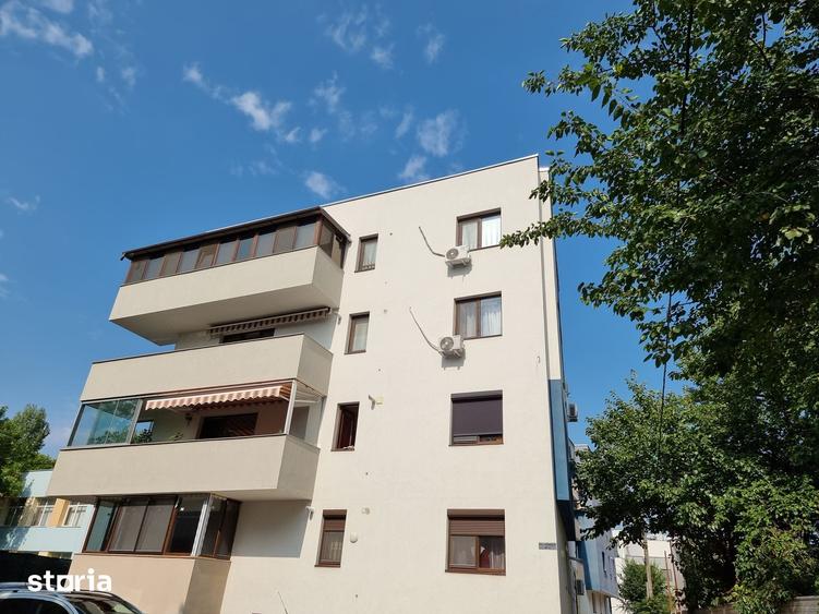 Apartament cu 3 camere decomandat în Iancului