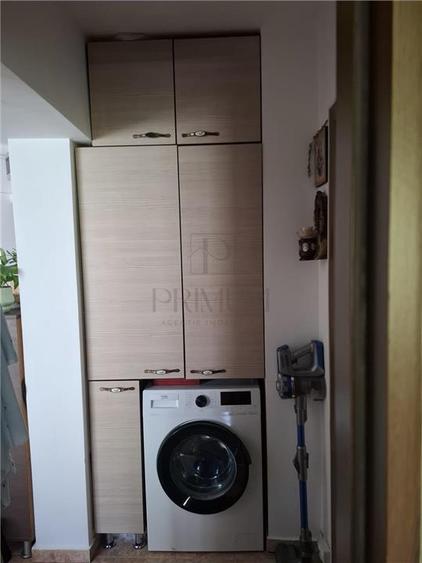 Apartament cu 2 camere decomandat, mobilat în Dâmbovița
