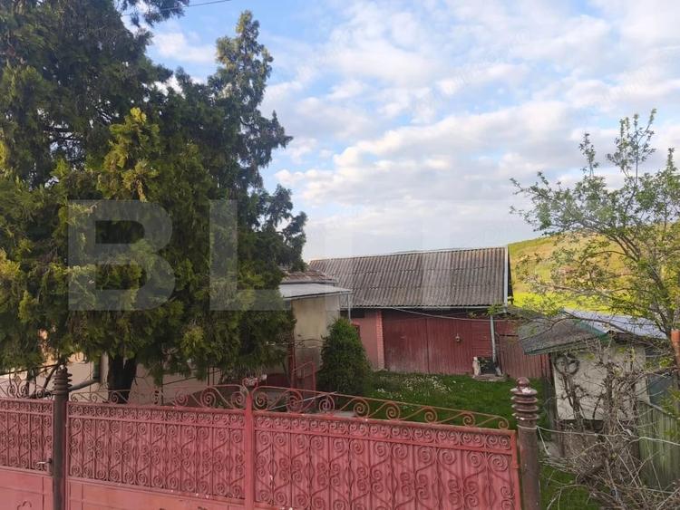 Casă cu 2 camere cu Teren 1000 Mp în Căianu