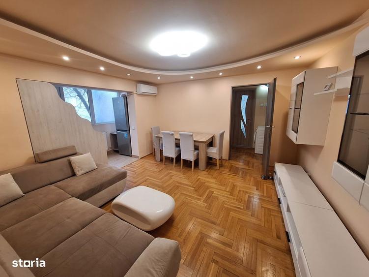 Apartament cu 3 camere decomandat, mobilat în Girocului