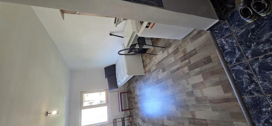 Garsonieră decomandată în Complex Studențesc