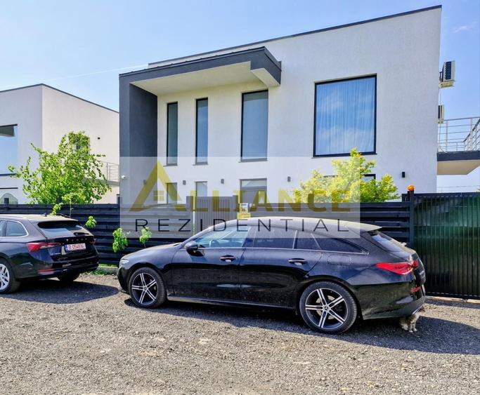 Casă individuală cu 4 camere cu Canalizare în Berceni