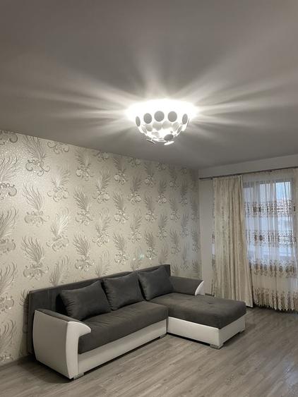 Apartament cu 2 camere decomandat în Metalurgiei