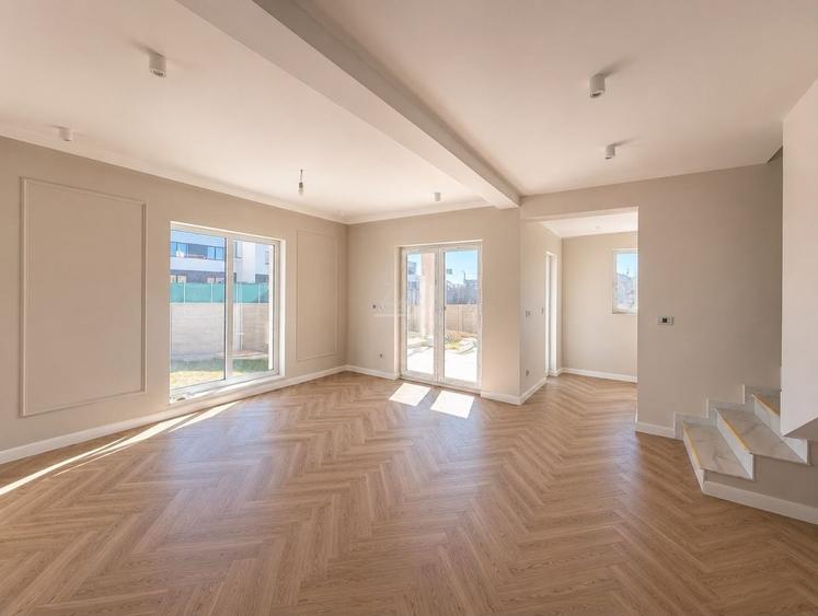 Duplex cu 5 camere cu Canalizare în Urseni