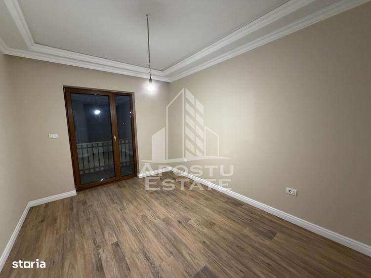 Casă cu 4 camere în Izvin