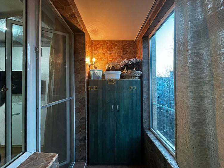 Apartament cu 3 camere decomandat, mobilat în Berceni