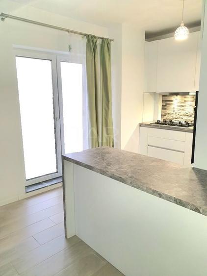 Apartament cu 3 camere decomandat, mobilat în Bună Ziua