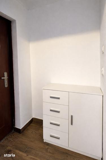 Garsonieră decomandată în Micălaca