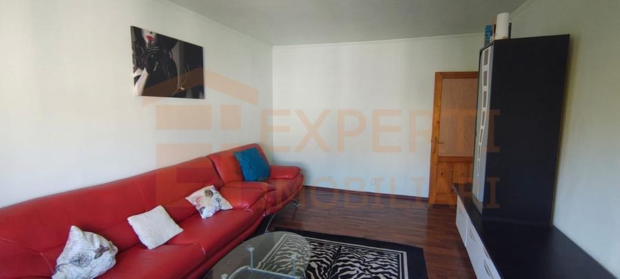Apartament cu 2 camere decomandat, mobilat în Dacia