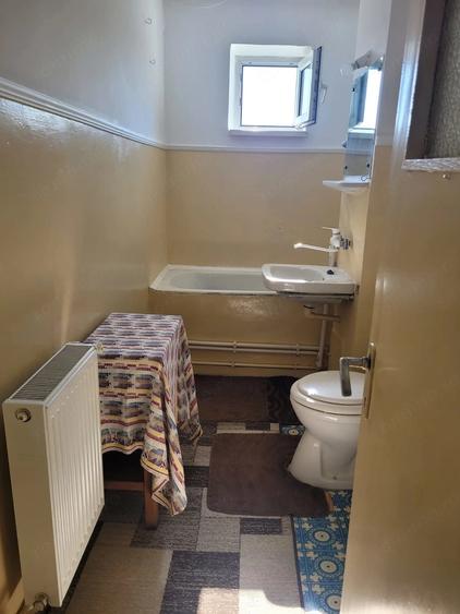 Apartament cu 2 camere nedecomandat în Central