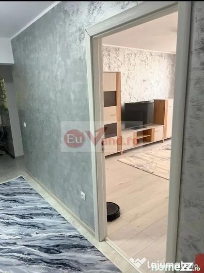 Apartament cu 2 camere decomandat în Micro 17