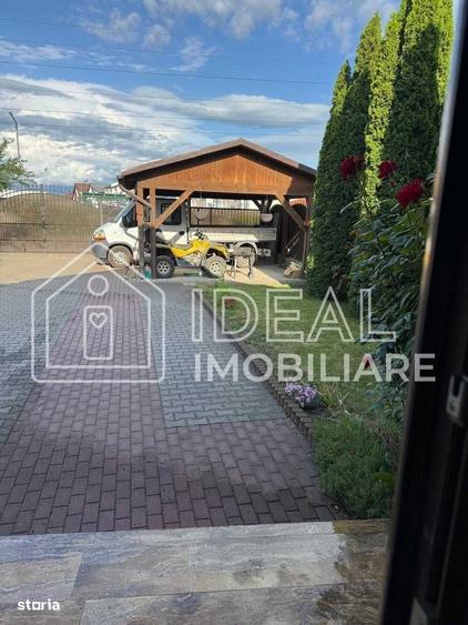 Casă cu 4 camere în Central