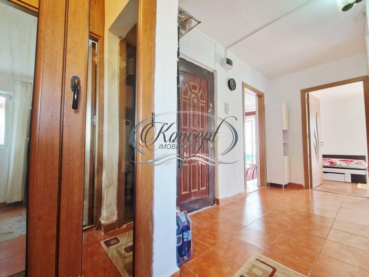 Apartament cu 3 camere decomandat, mobilat în Zorilor