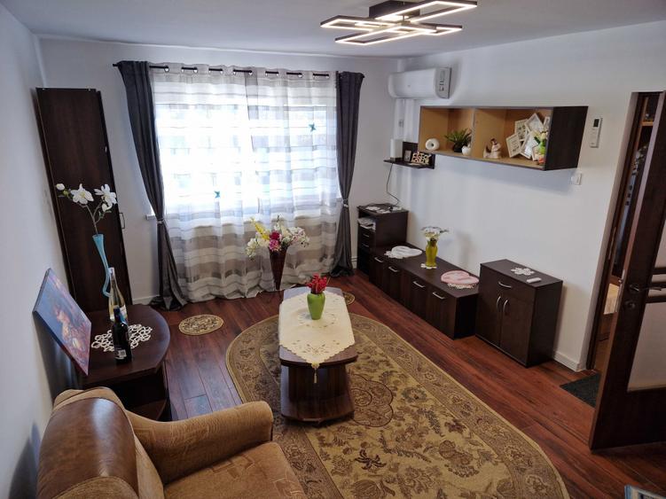 Apartament cu 2 camere decomandat în Ștefan cel Mare