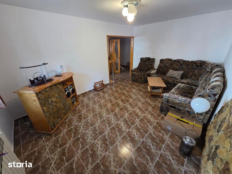 Apartament cu 3 camere în E3