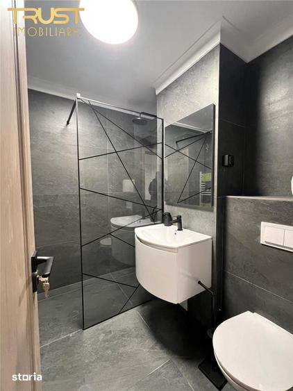 Apartament cu 3 camere în Decebal