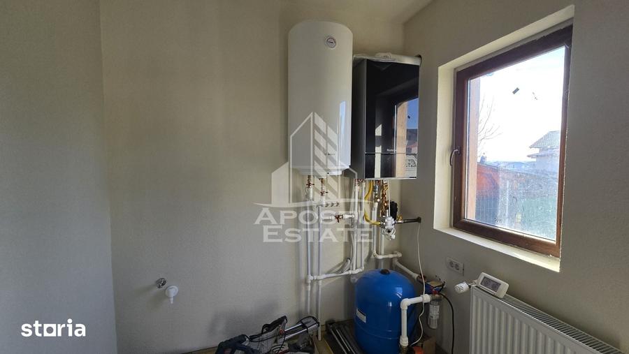 Casă cu 5 camere cu Teren 350 Mp în Ghiroda