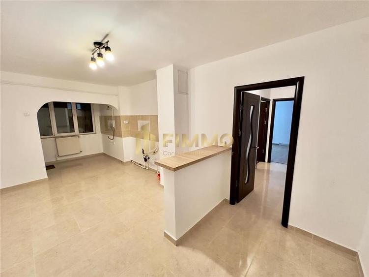 Apartament cu 4 camere decomandat în Obcini