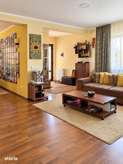 Casă cu 4 camere cu Teren 800 Mp în Crevedia