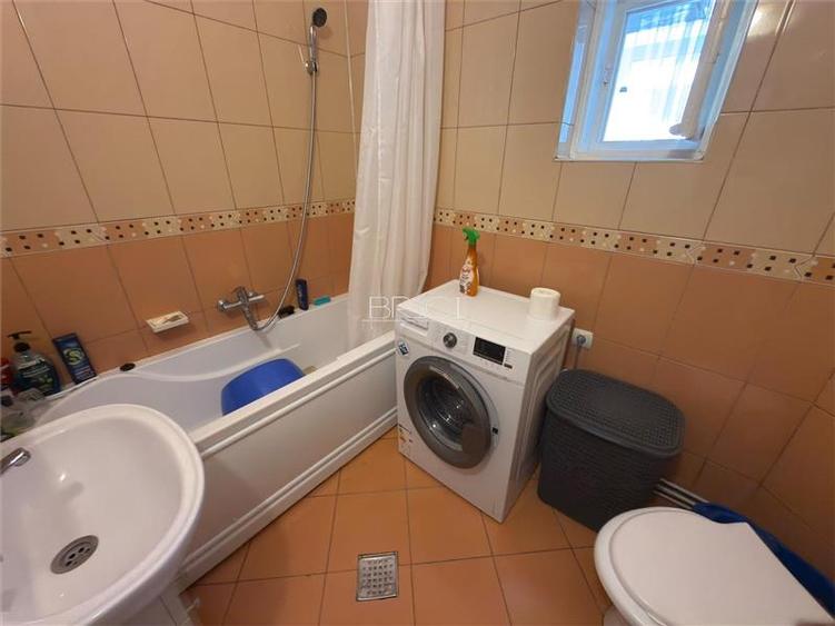 Apartament cu 2 camere decomandat, mobilat în Centrul Civic