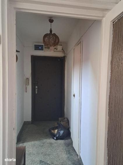 Apartament cu 2 camere semidecomandat în Solidarității