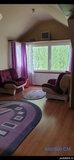 Casă cu 6 camere în Beclean