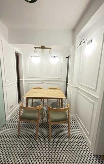 Apartament cu 3 camere semidecomandat în Romană