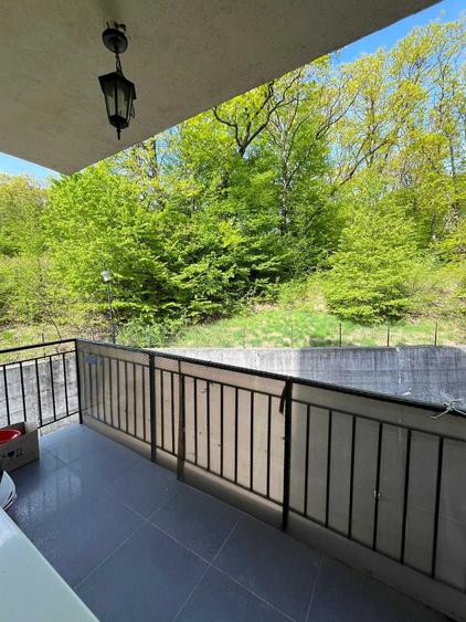 Apartament cu 3 camere decomandat în Baciu