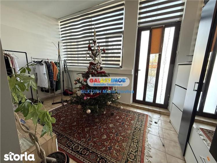 Casă cu 3 camere cu Teren 1093 Mp în Central