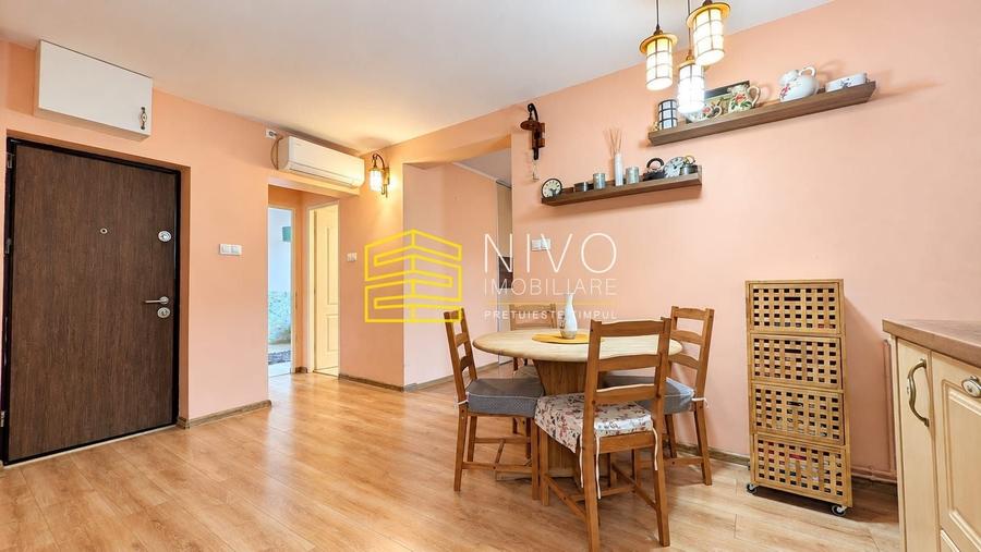Apartament cu 4 camere decomandat în Tudor