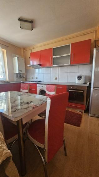 Apartament cu 2 camere semidecomandat în Florești