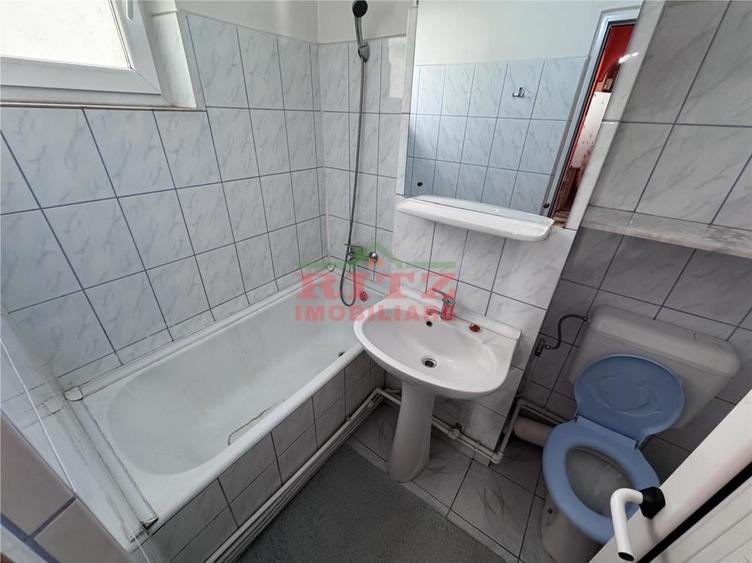 Apartament cu 2 camere semidecomandat în Zahana