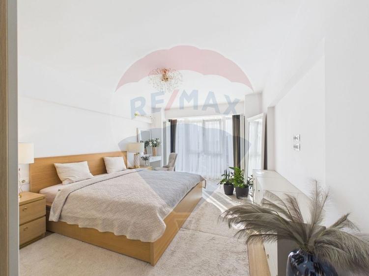 Apartament cu 3 camere decomandat, mobilat în Unirii