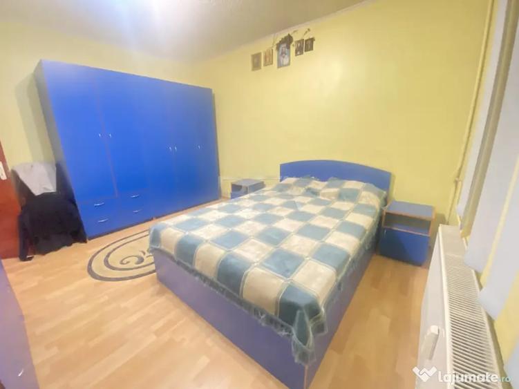 Apartament cu 3 camere decomandat în 13 Septembrie