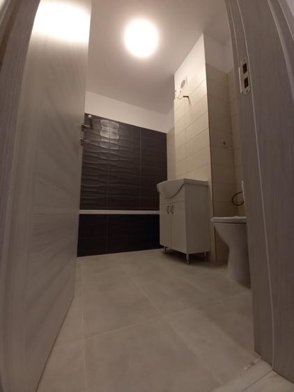 Apartament cu 2 camere decomandat în Berceni
