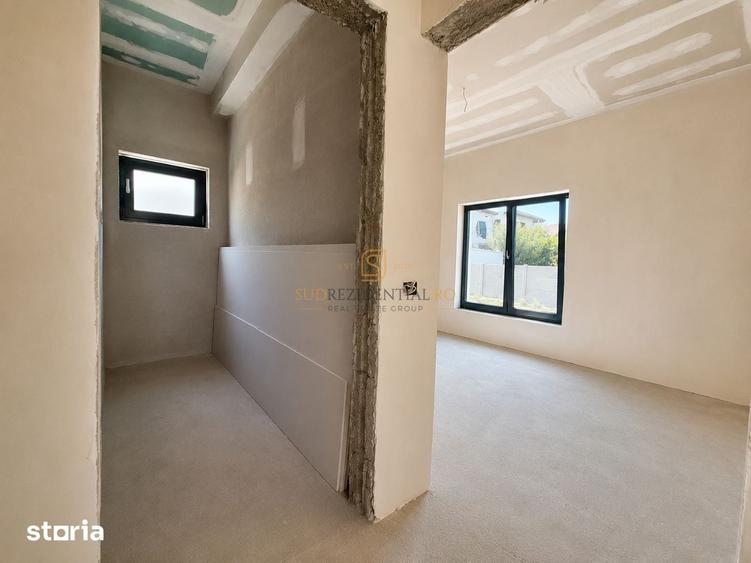 Casă cu 3 camere cu Teren 320 Mp în Berceni