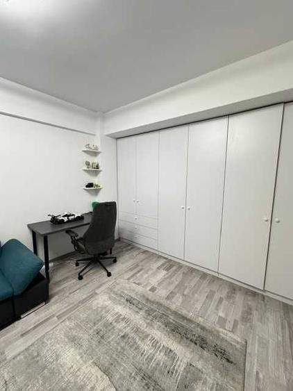 Apartament cu 2 camere decomandat, mobilat în Păcii