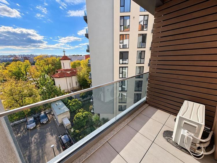 Apartament cu 2 camere semidecomandat în Politehnica