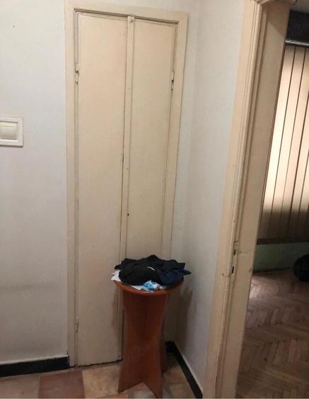 Apartament cu 2 camere nedecomandat în Central