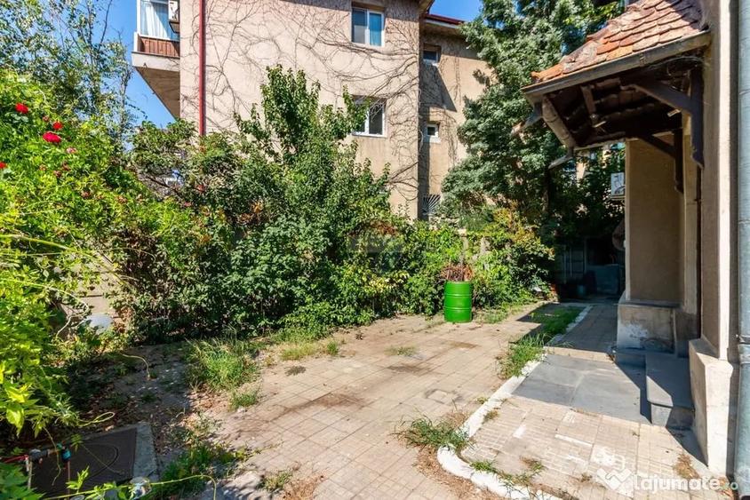 Casă cu 7 camere cu Teren 241 Mp în Kiseleff