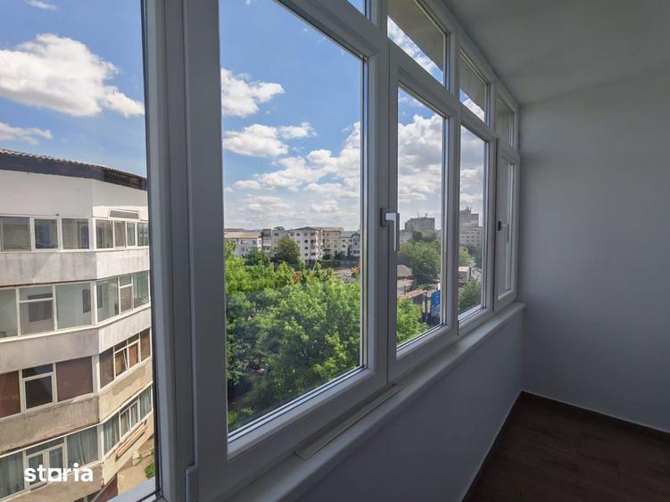 Apartament cu 3 camere decomandat în Mioriței