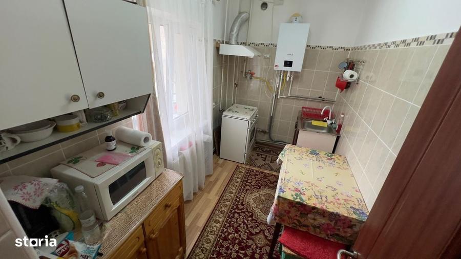 Apartament cu 3 camere decomandat în Ultracentral