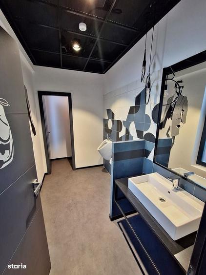Spațiu comercial, de 211 mp, în Someșeni